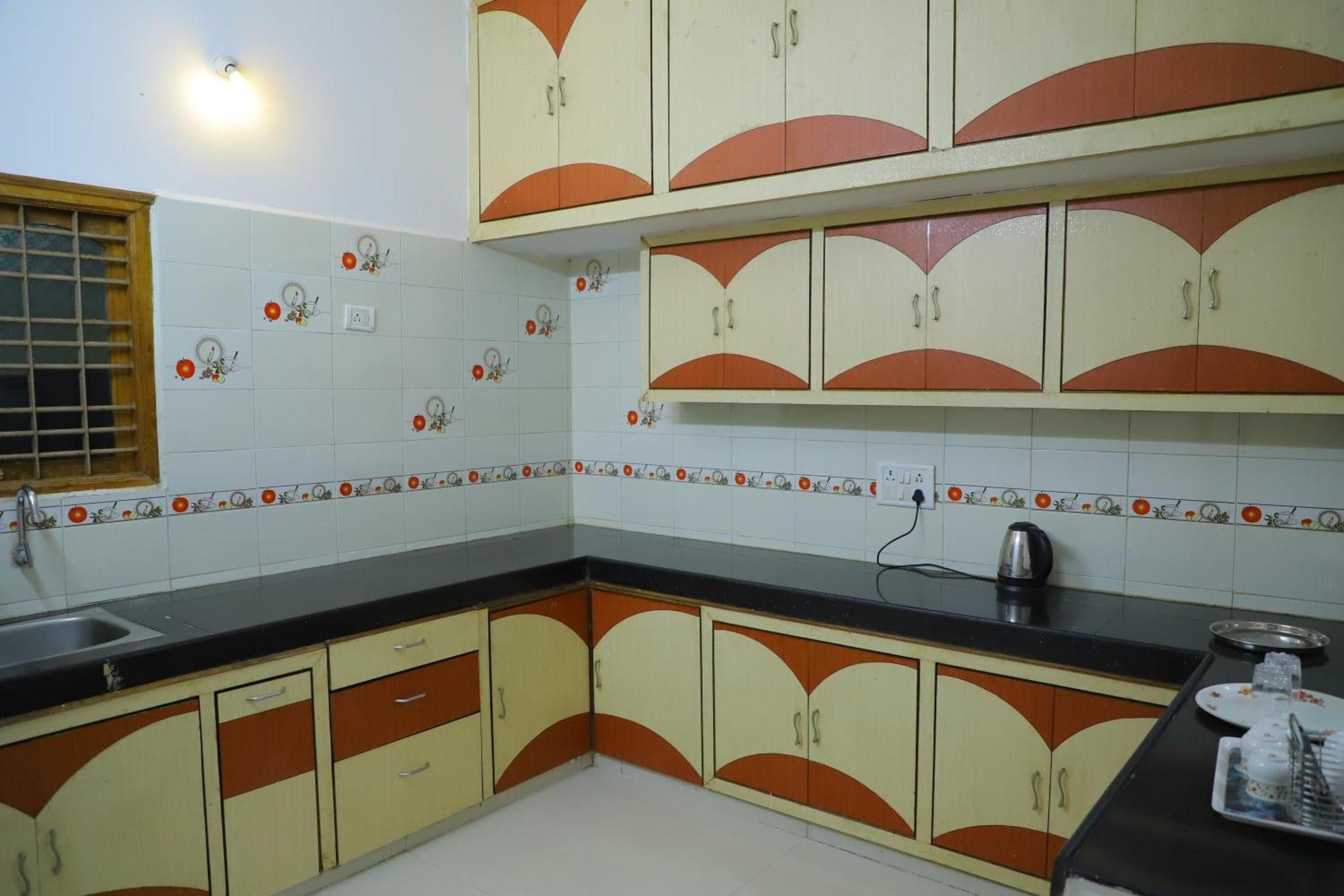 Nanda Mohan Homestay- Luxuries Ac Apartment Close To Alipiri Foothills-Kapila Teertham And Iskcon Temple تيروباتي المظهر الخارجي الصورة