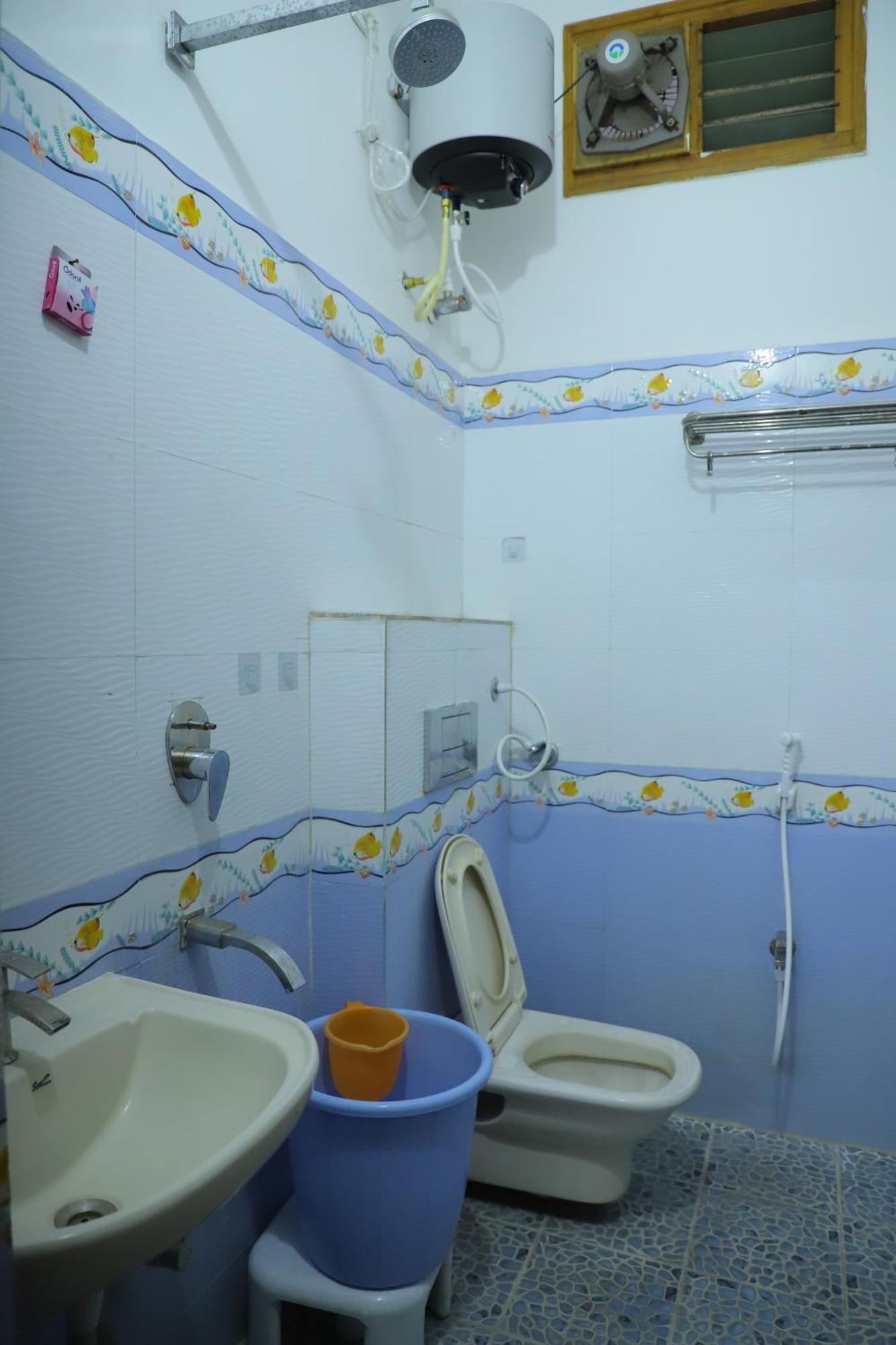 Nanda Mohan Homestay- Luxuries Ac Apartment Close To Alipiri Foothills-Kapila Teertham And Iskcon Temple تيروباتي المظهر الخارجي الصورة