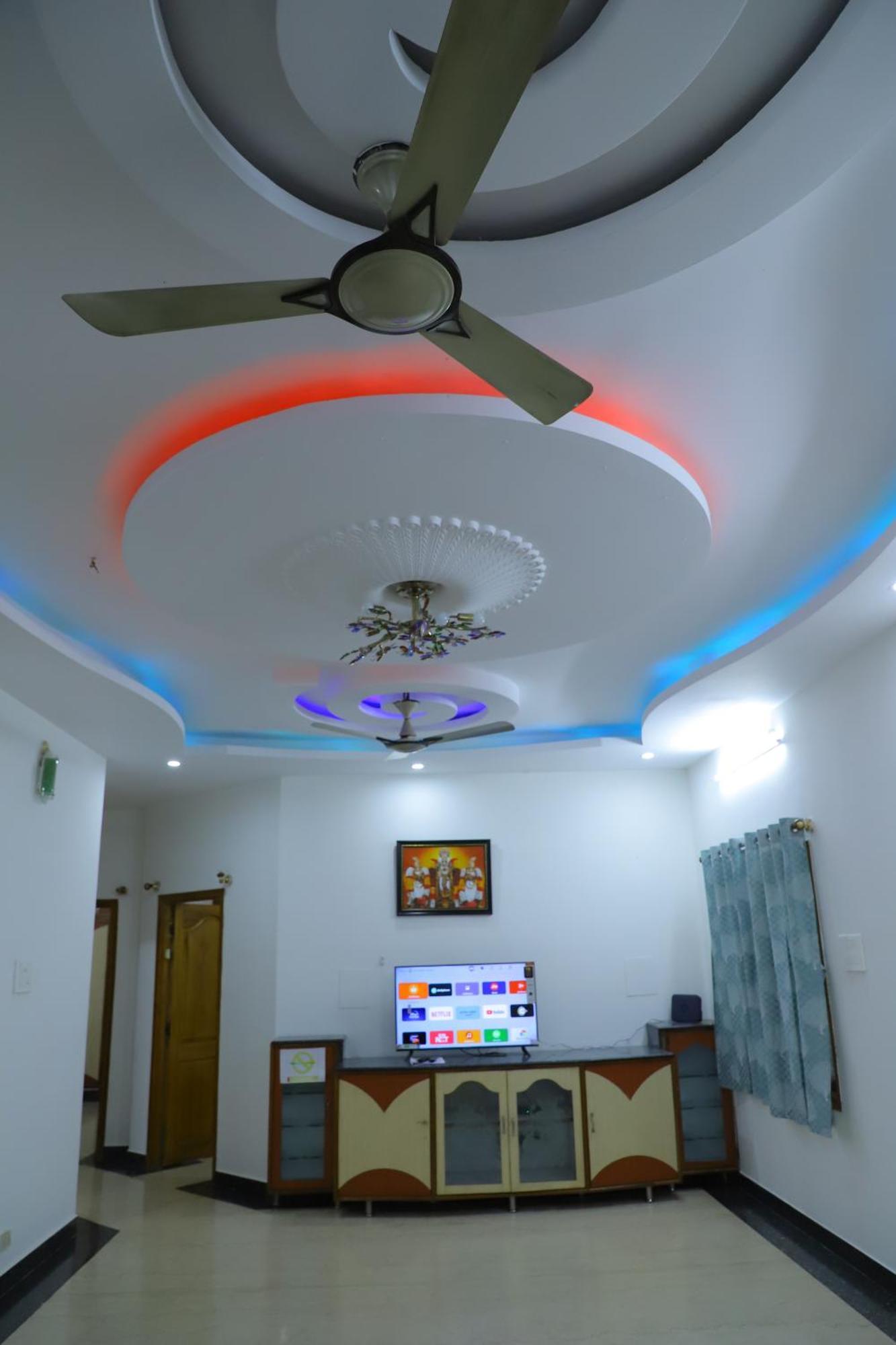 Nanda Mohan Homestay- Luxuries Ac Apartment Close To Alipiri Foothills-Kapila Teertham And Iskcon Temple تيروباتي المظهر الخارجي الصورة