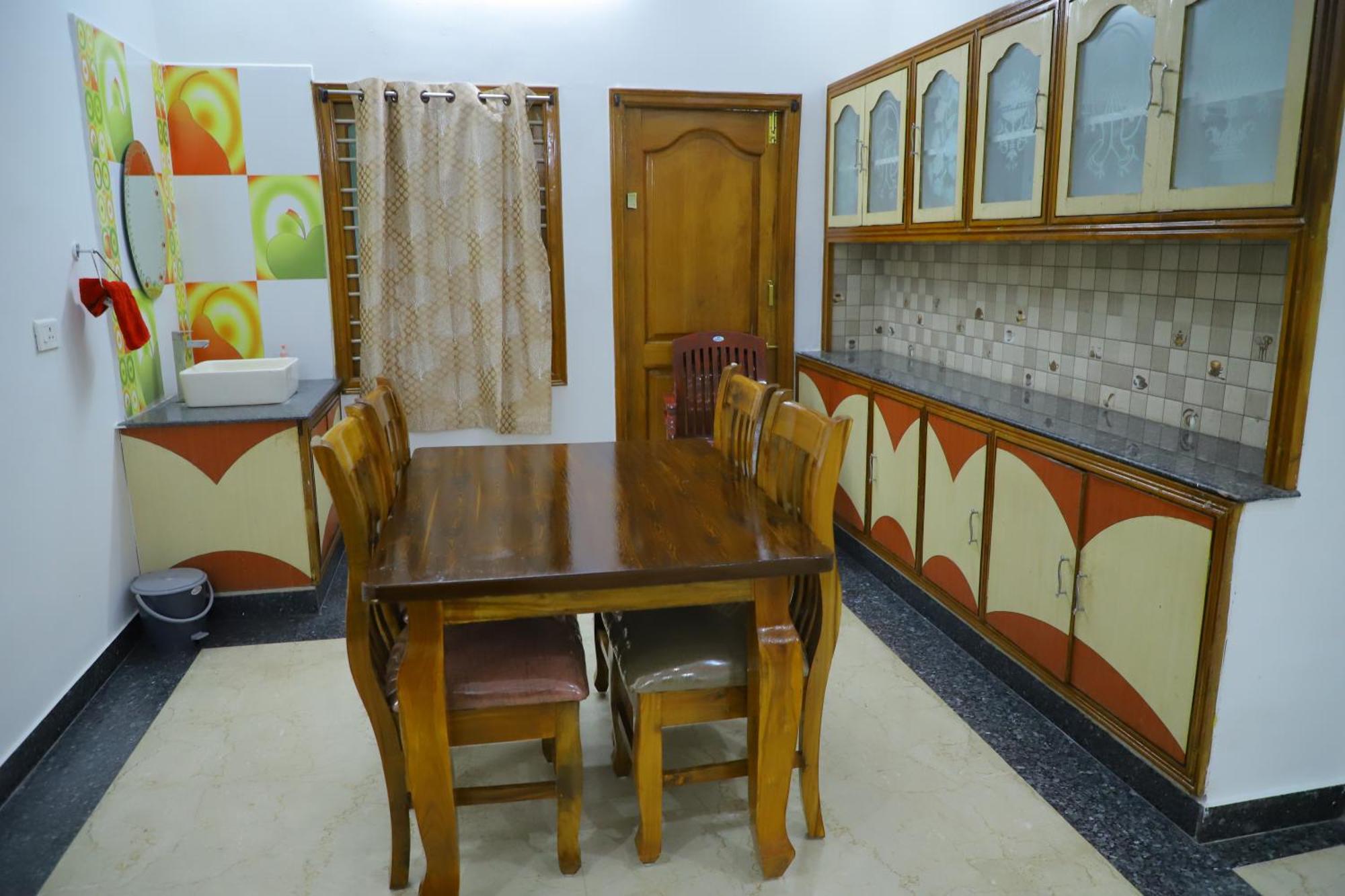 Nanda Mohan Homestay- Luxuries Ac Apartment Close To Alipiri Foothills-Kapila Teertham And Iskcon Temple تيروباتي المظهر الخارجي الصورة
