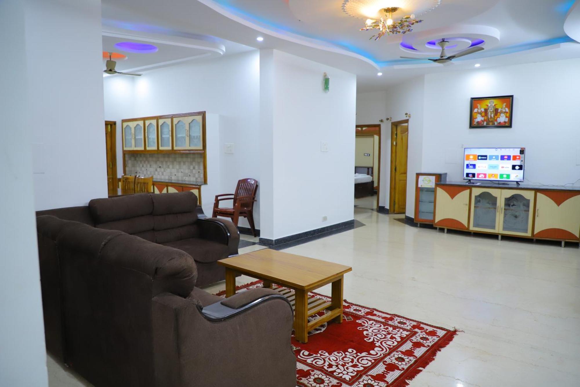 Nanda Mohan Homestay- Luxuries Ac Apartment Close To Alipiri Foothills-Kapila Teertham And Iskcon Temple تيروباتي المظهر الخارجي الصورة