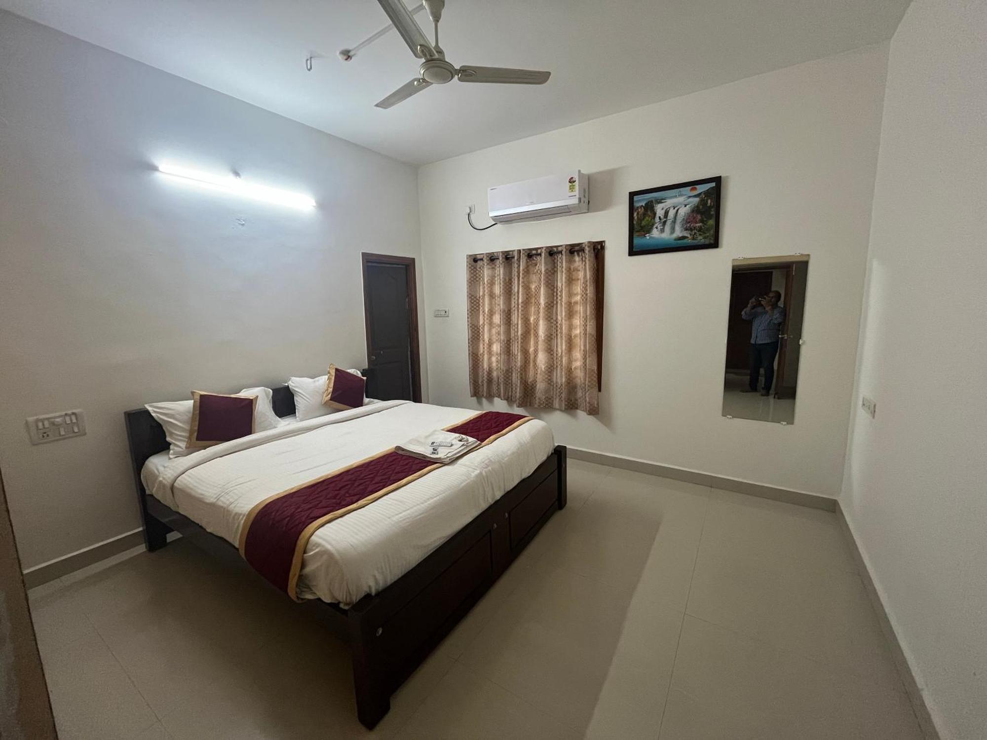 Nanda Mohan Homestay- Luxuries Ac Apartment Close To Alipiri Foothills-Kapila Teertham And Iskcon Temple تيروباتي المظهر الخارجي الصورة