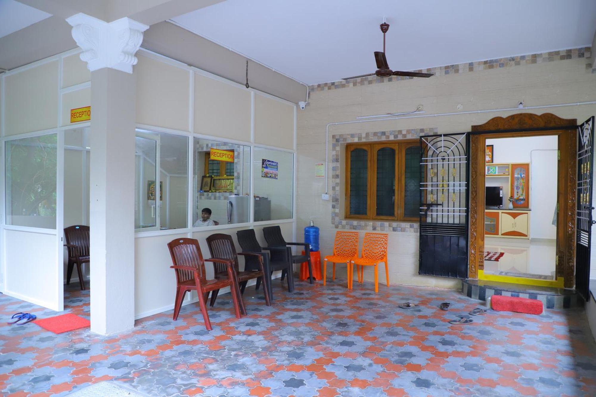Nanda Mohan Homestay- Luxuries Ac Apartment Close To Alipiri Foothills-Kapila Teertham And Iskcon Temple تيروباتي المظهر الخارجي الصورة