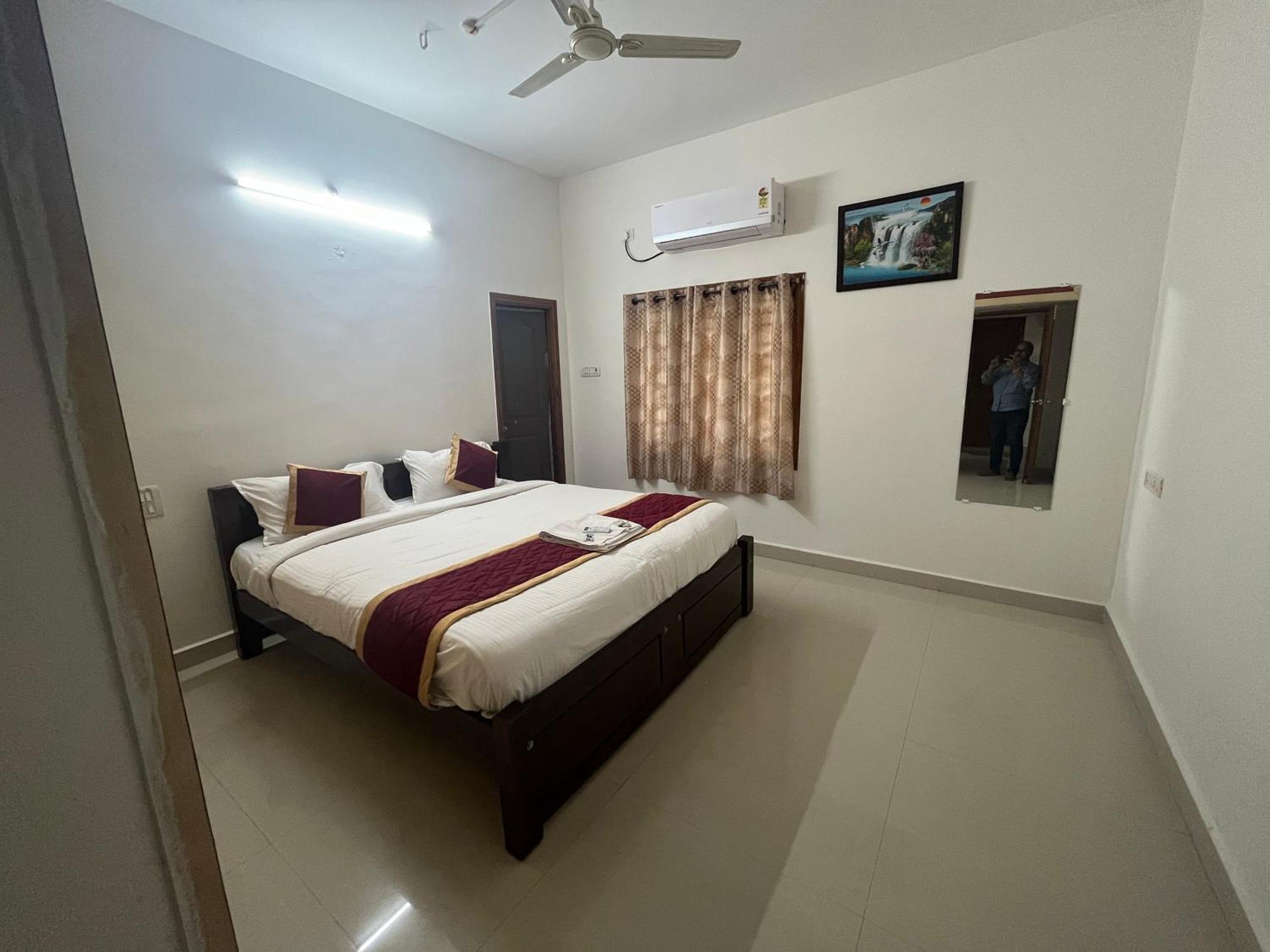 Nanda Mohan Homestay- Luxuries Ac Apartment Close To Alipiri Foothills-Kapila Teertham And Iskcon Temple تيروباتي المظهر الخارجي الصورة